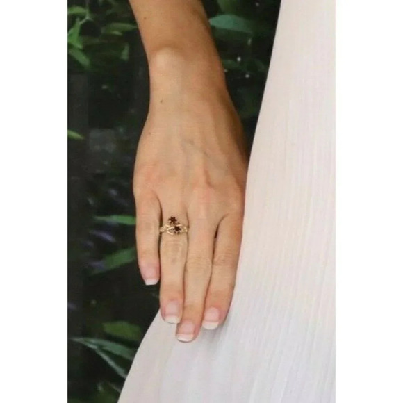 14k Yellow Gold Natural Garnet Band Ring Antique Victorian Ring size 7 - Picture 2 of 9